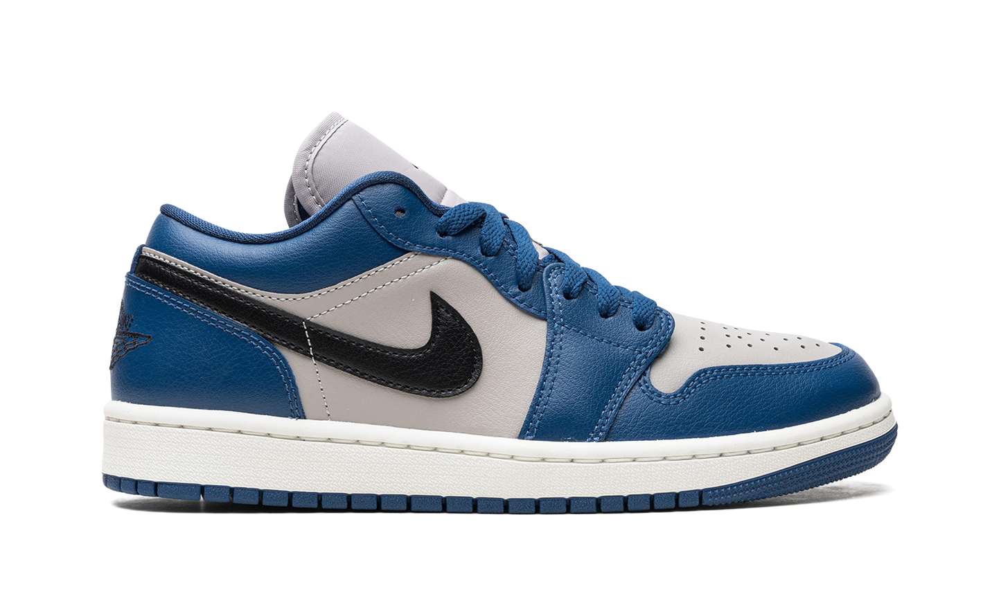 Air Jordan 1 Low WMNS "French Blue"