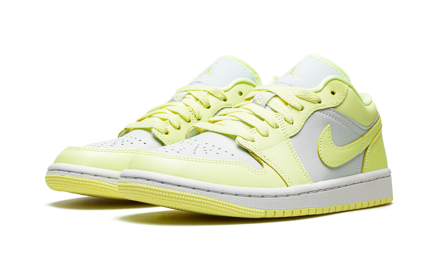 AIR JORDAN 1 LO WMNS "Lemonade"