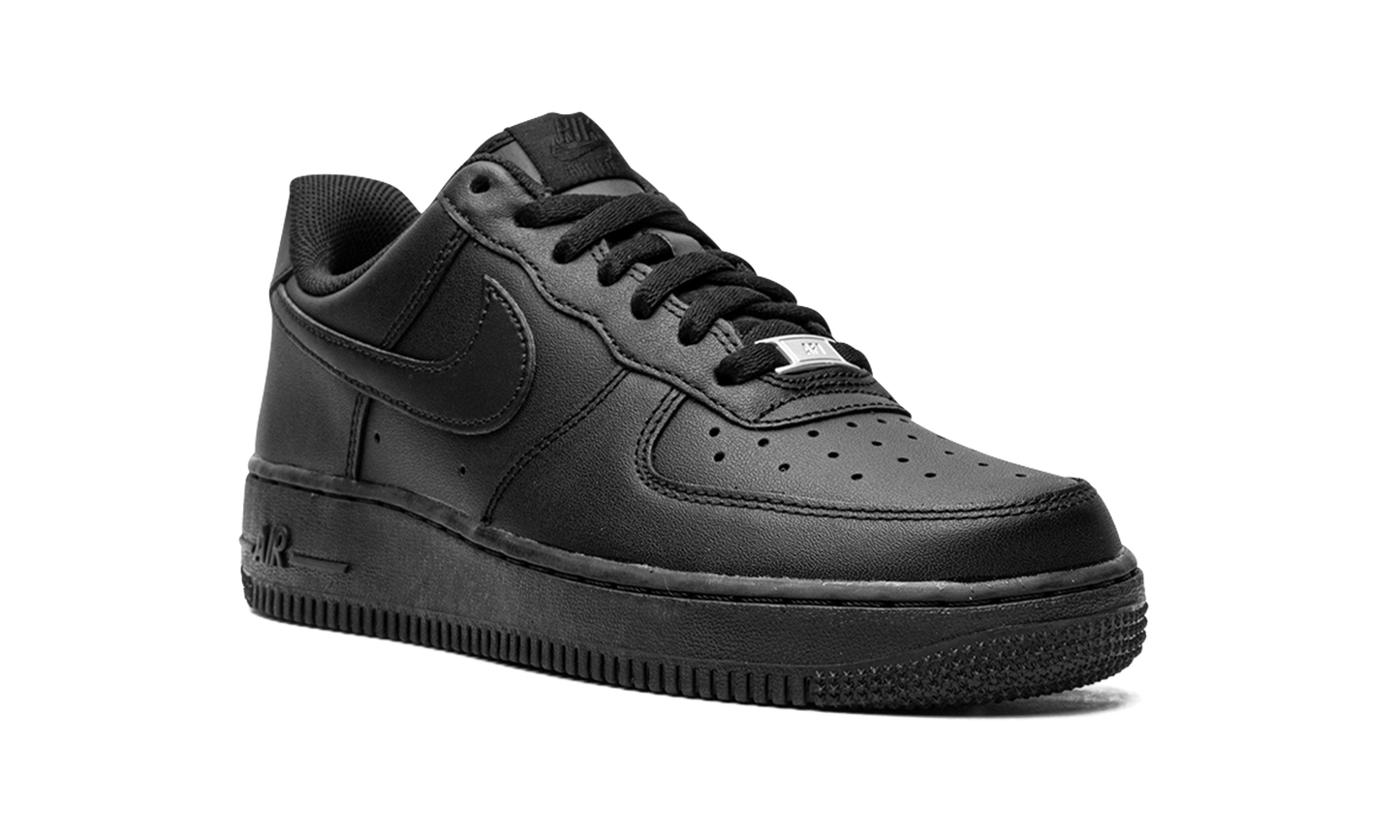 AIR FORCE 1 LO '07 MNS WMNS "Triple Black"