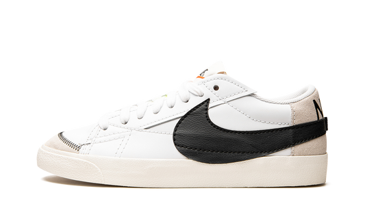 Blazer Low 77 Jumbo "White Black Sail"