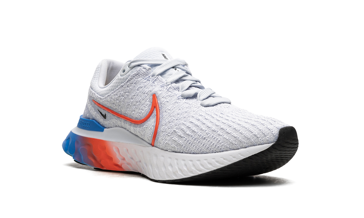REACT INFINITY RUN FK 3 WMNS "Grey Bright Crimson"