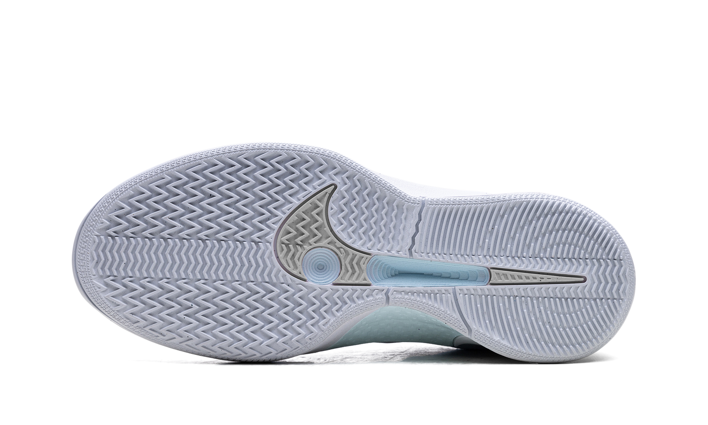 Sabrina 2 "Conductor"