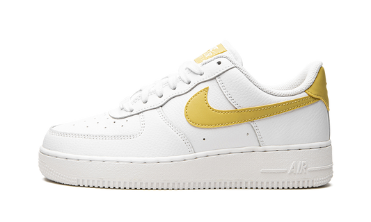 AIR FORCE 1 LO MNS WMNS "White / Saturn Gold"