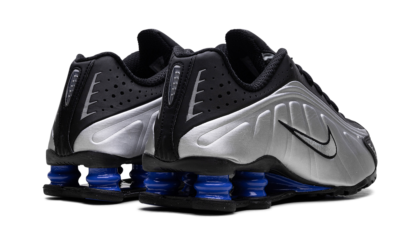 Shox R4 WMNS "Metallic Silver Black Racer Blue"