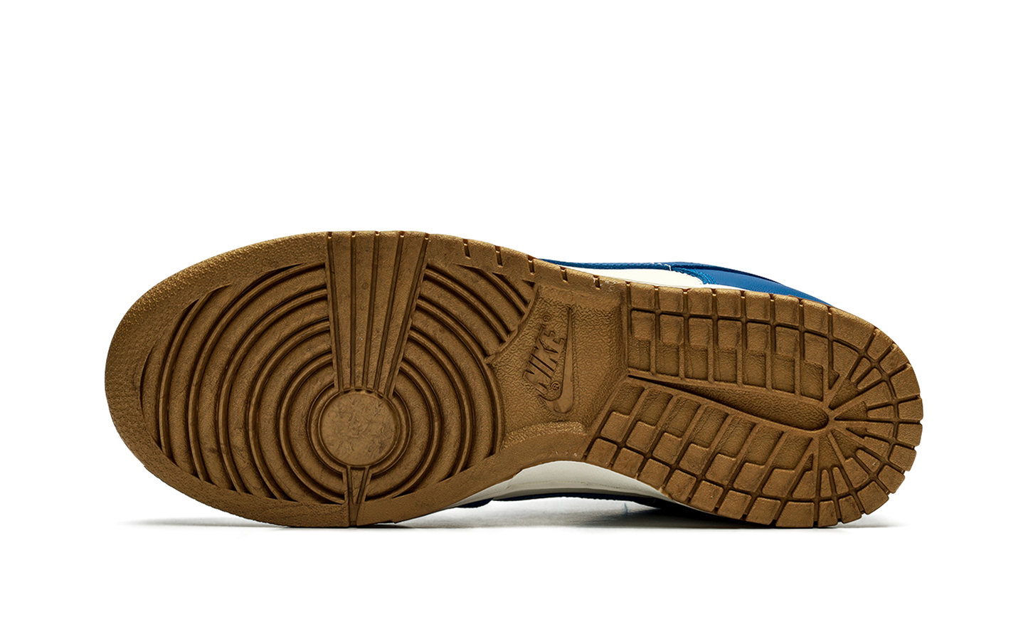 DUNK LOW WMNS "BLUE JAY"