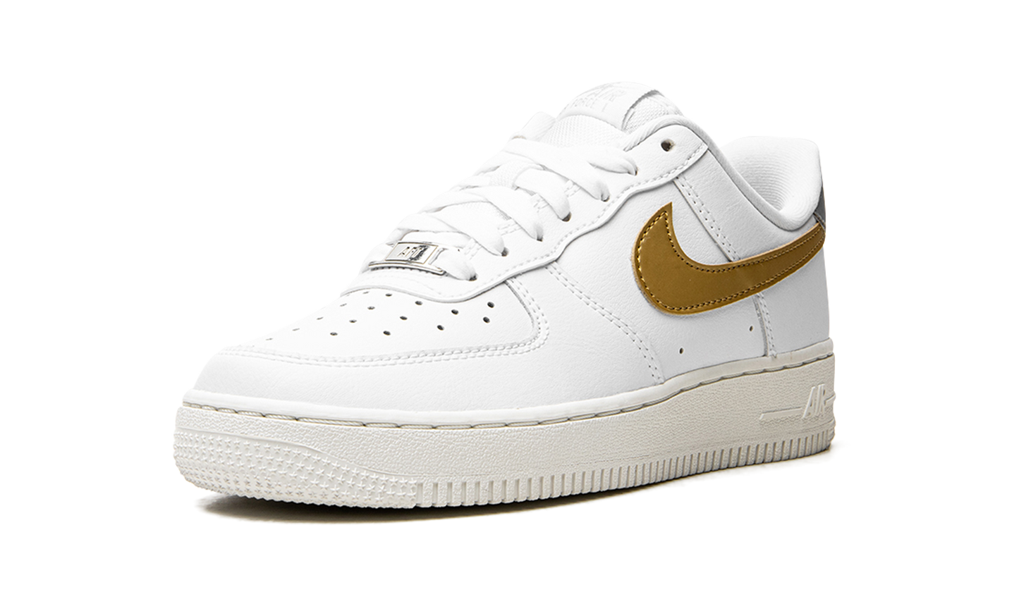AIR FORCE 1 MNS WMNS "White / Gold / Silver"