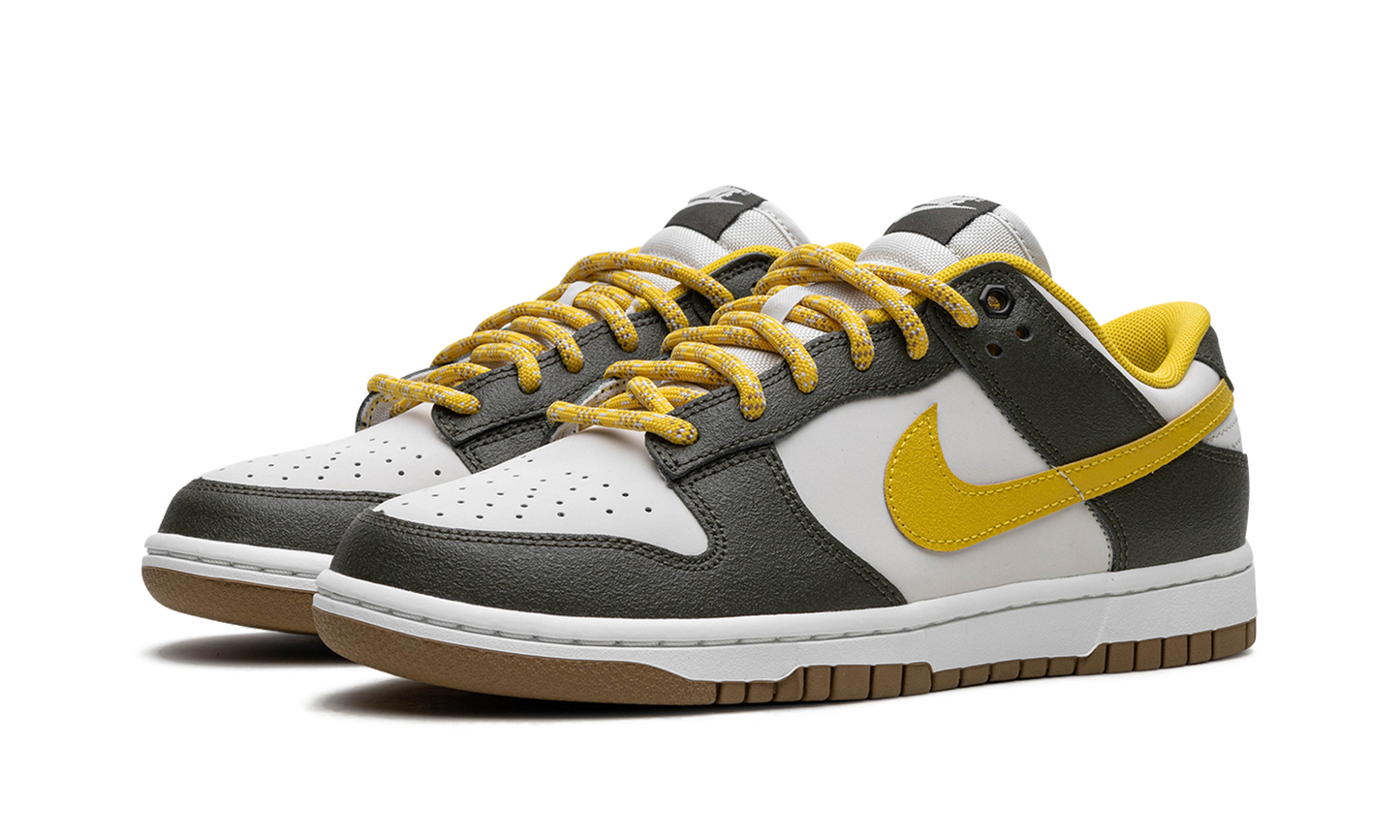 Dunk Low "Cargo Khaki / Vivid Sulfur"
