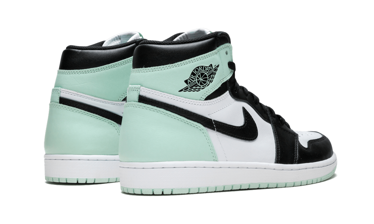 Air Jordan 1 Retro High OG NRG "Igloo"
