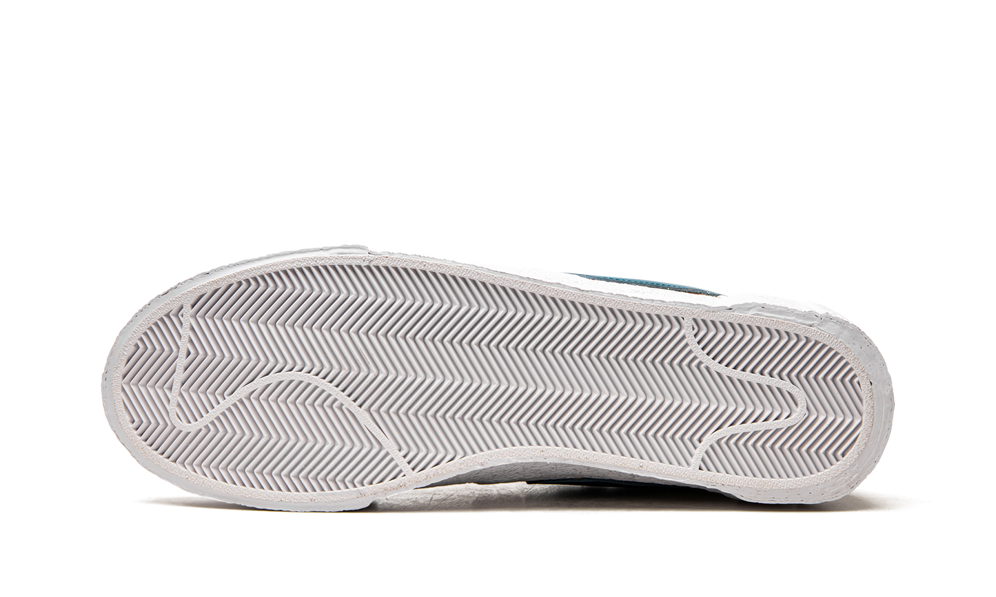 Blazer Low "Sacai - Kaws Reed"