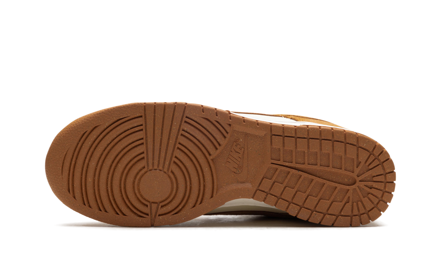 Dunk Low Next Nature WMNS "Flax Coconut Milk"