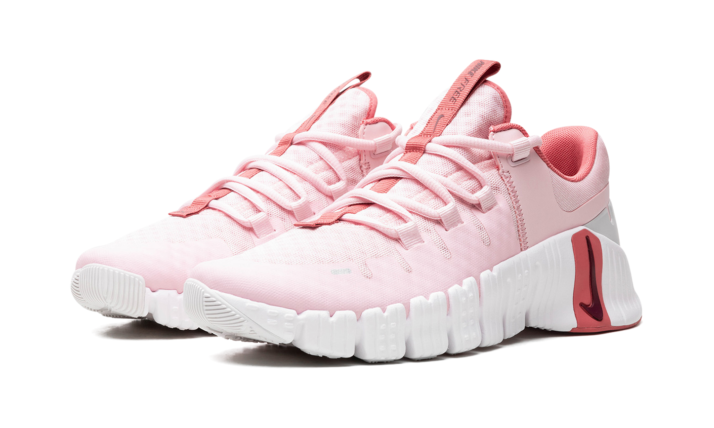 Free Metcon 5 WMNS "Pink Foam"