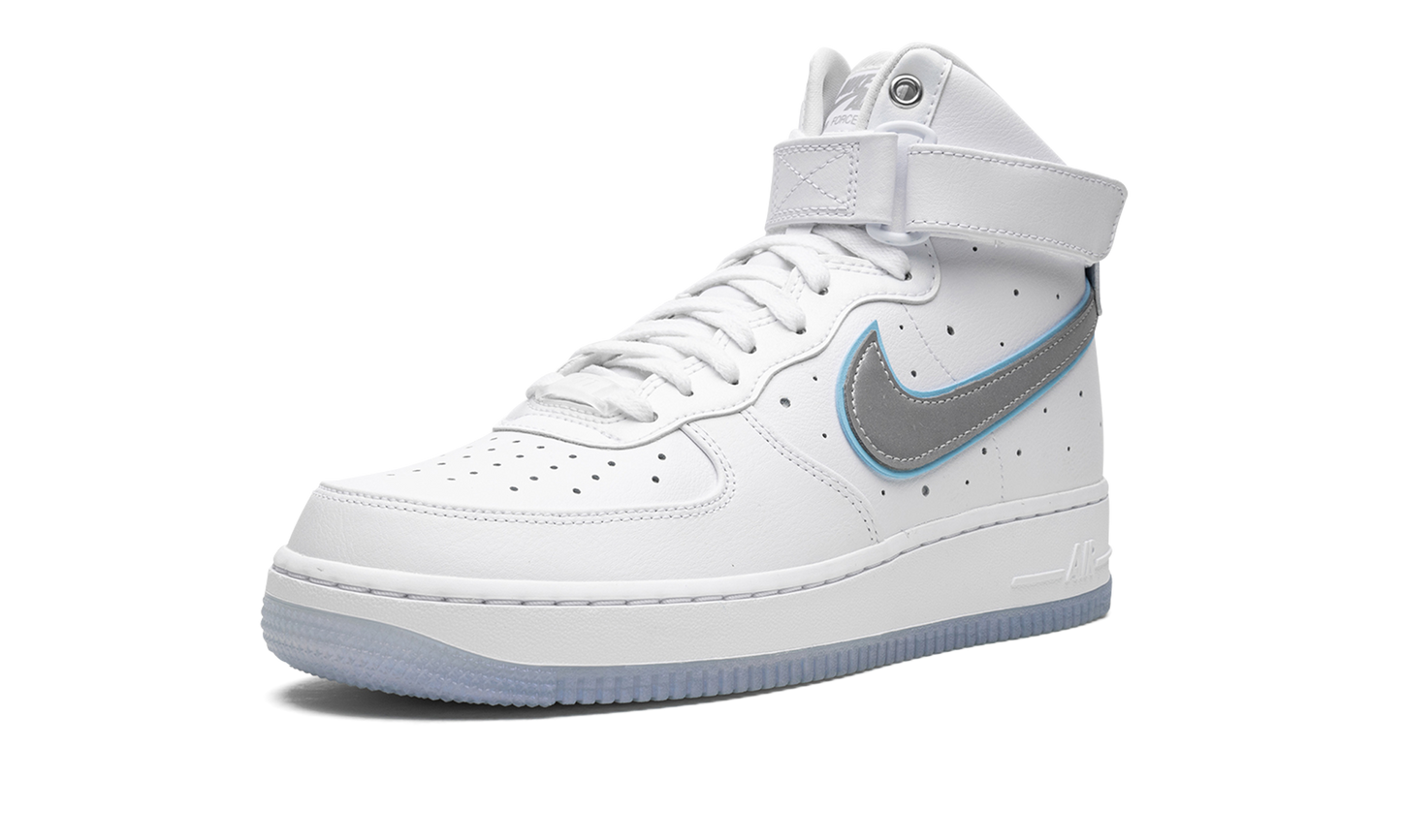 AIR FORCE 1 HIGH MNS WMNS "Dare To Fly"