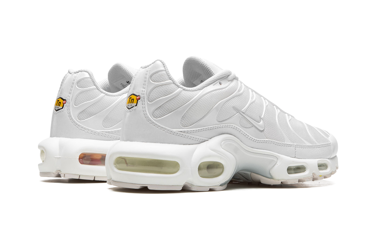 AIR MAX PLUS WMNS "Pure Platinum"