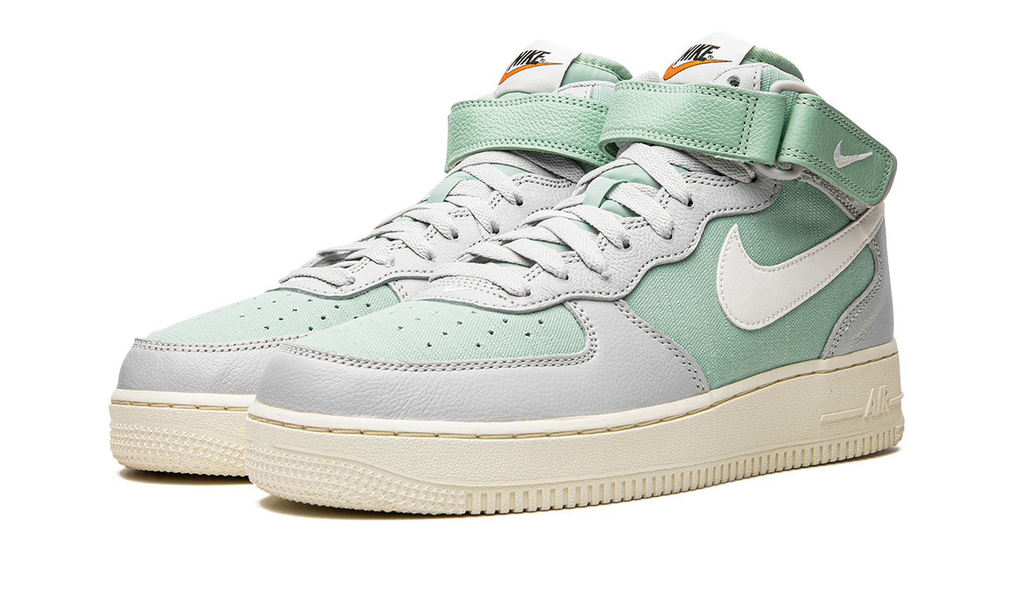 Air Force 1 Mid '07 LX "Grey Fog Enamel Green"