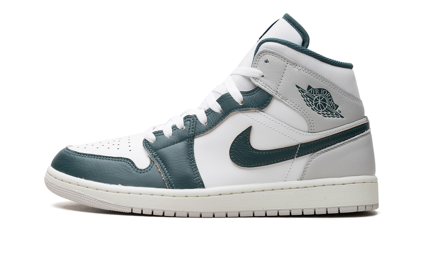 Air Jordan 1 "Oxidized Green"
