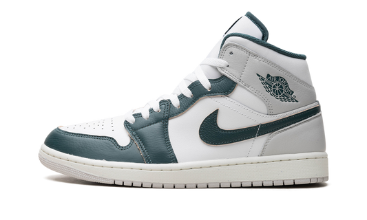 Air Jordan 1 "Oxidized Green"