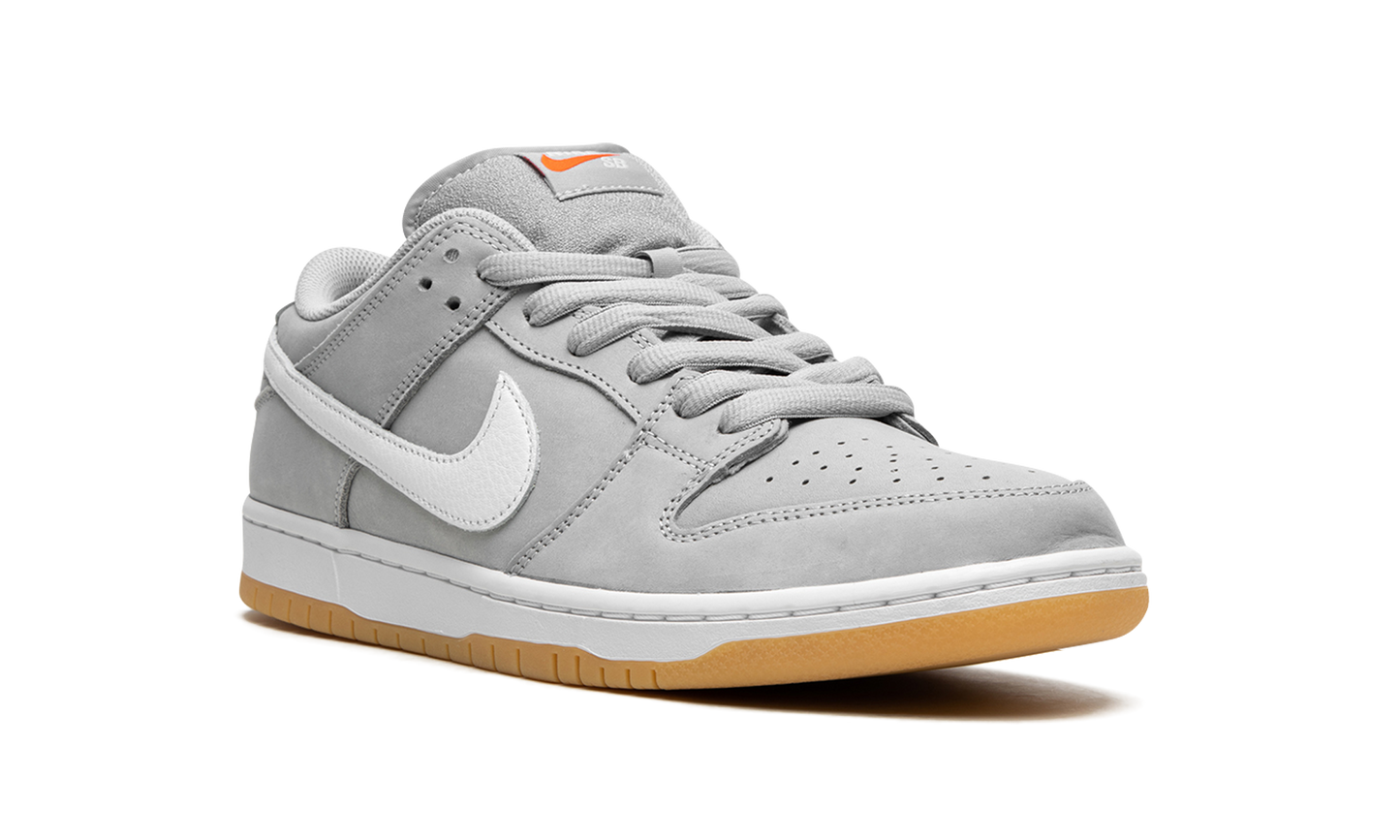 SB Dunk Low Pro ISO "Grey / Gum"