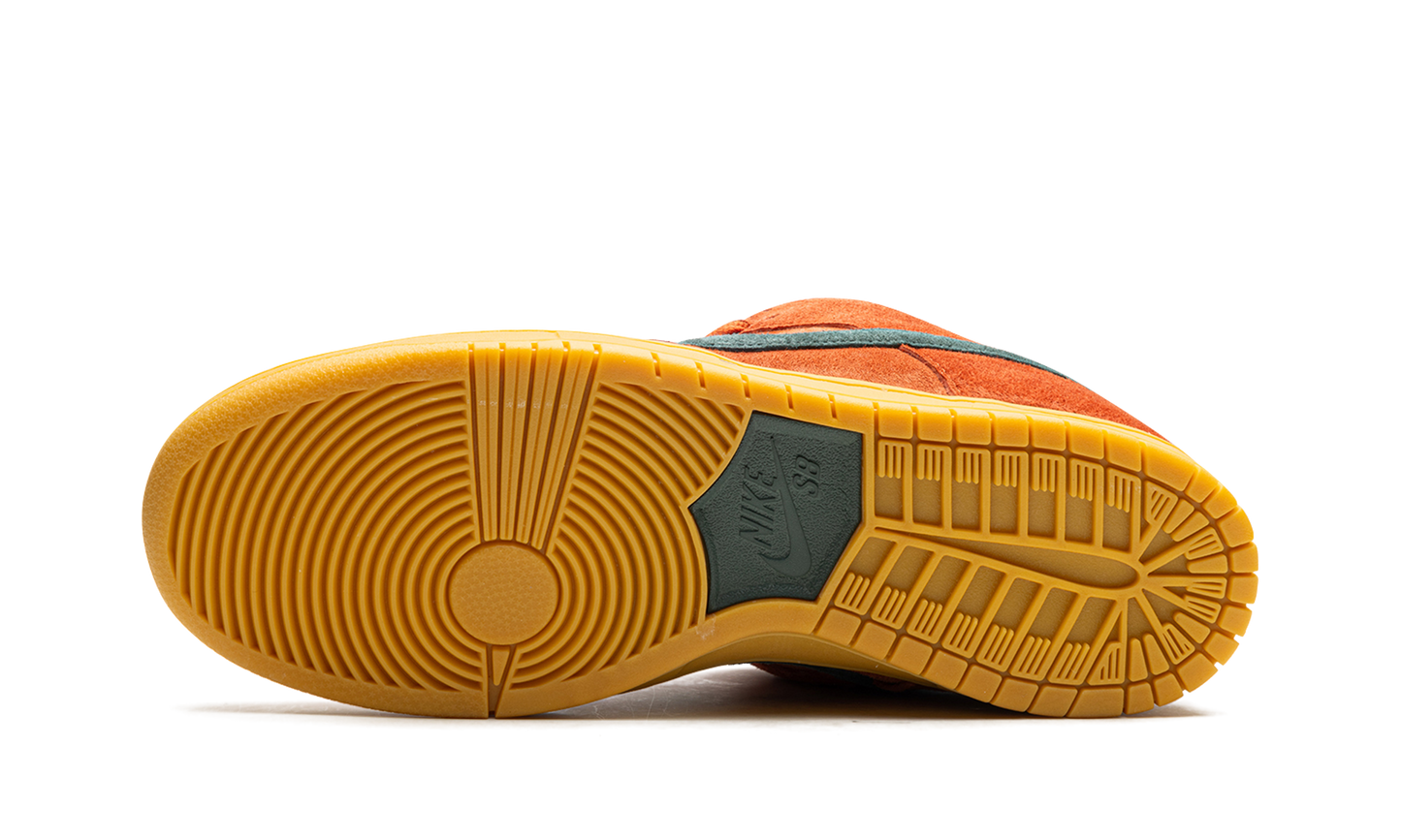 Nike SB Dunk Low Pro "Burnt Sunrise"