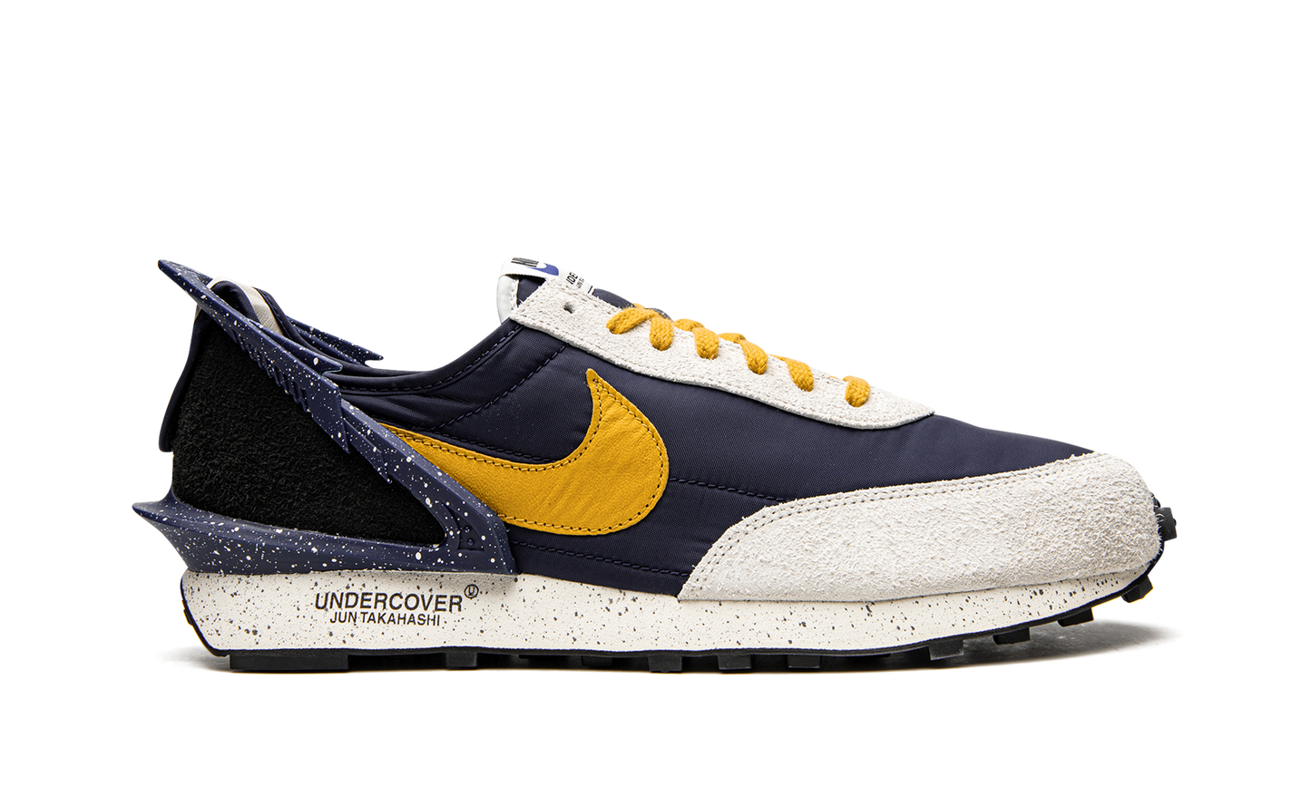 DAYBREAK UNDERCOVER WMNS "Obsidian"