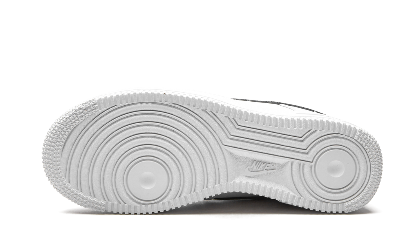 AIR FORCE 1 LO ESSENTIAL MNS WMNS "White / Black / Gold"