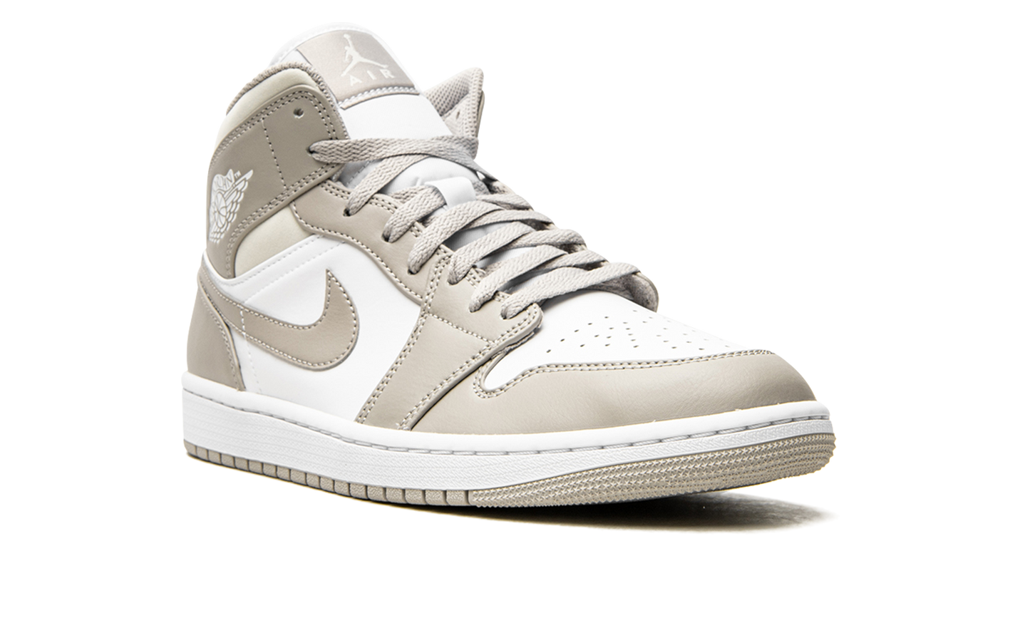 Air Jordan 1 Mid "Linen / College Grey"