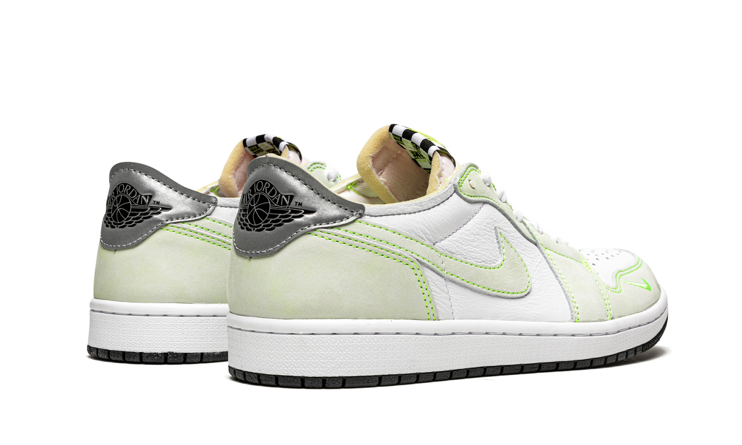 Air Jordan 1 Low OG "Ghost Green"