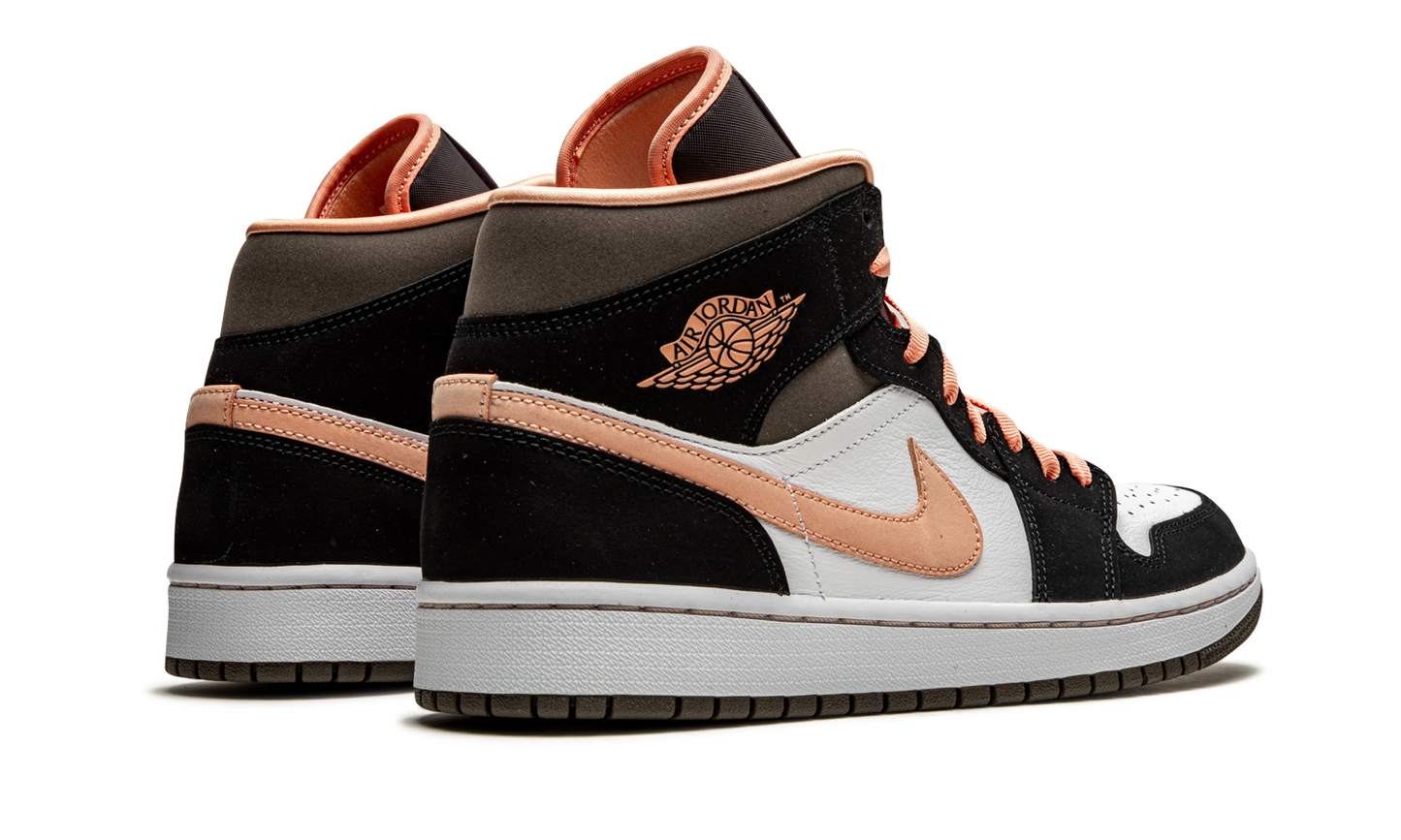 AIR JORDAN 1 MID SE WMNS "Peach Mocha"