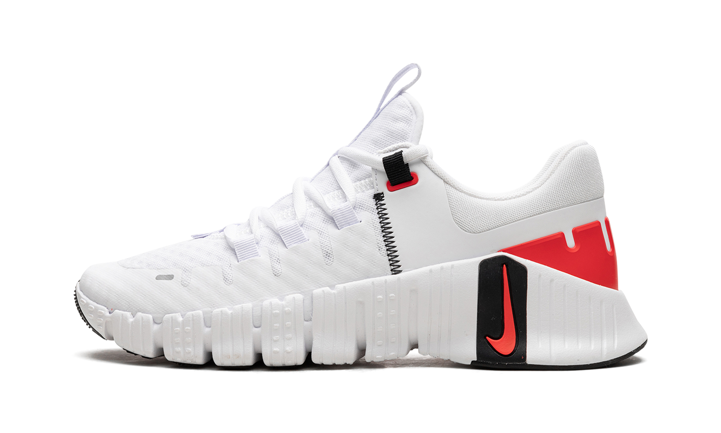 Free Metcon 5 "White Bright Crimson"