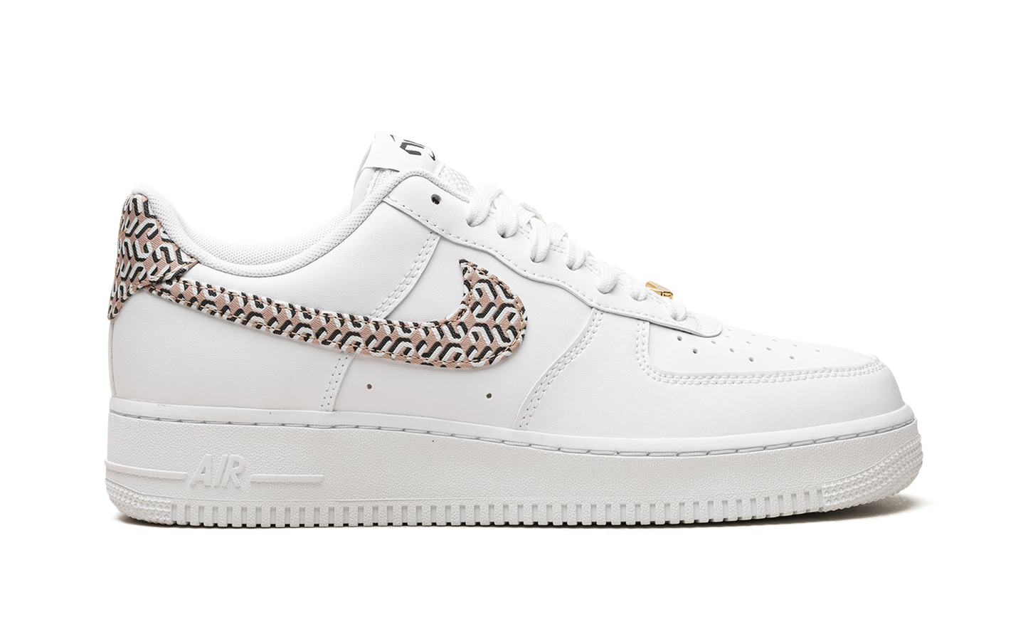 AIR FORCE 1 LO WMNS "United In Victory - White"