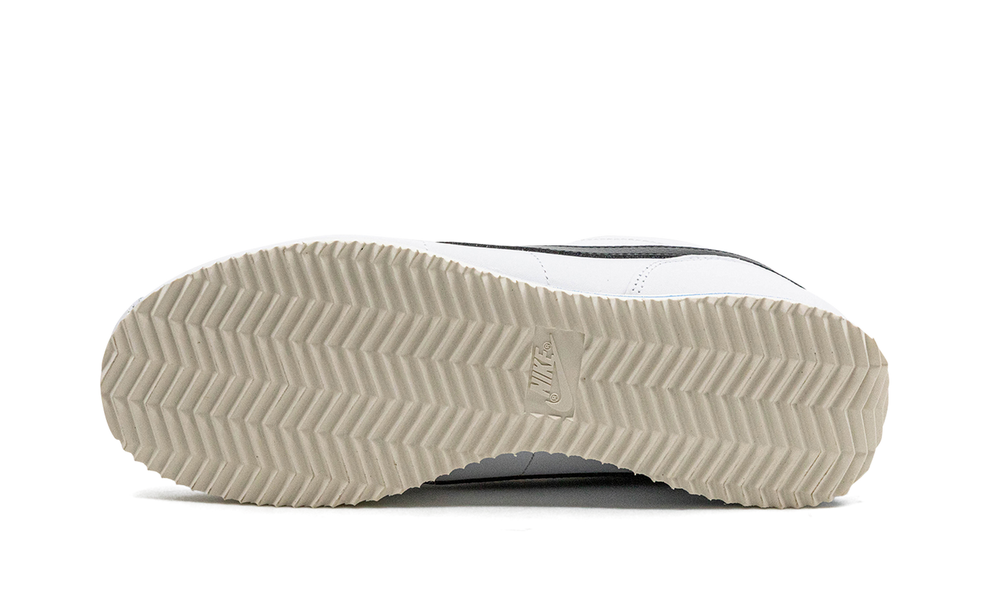 CORTEZ WMNS "White Black Light Photo Blue"