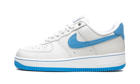 AIR FORCE 1 LO LXX MNS WMNS "University Blue"