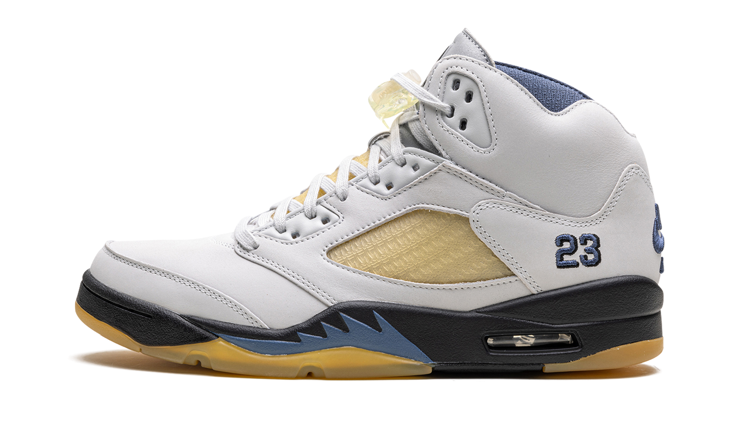 AIR JORDAN 5 WMNS "A Ma Maniére - Diffused Blue"