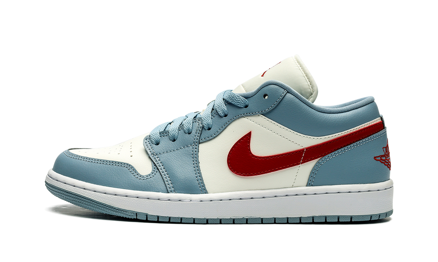 Air Jordan 1 Low WMNS "Blue Whisper"