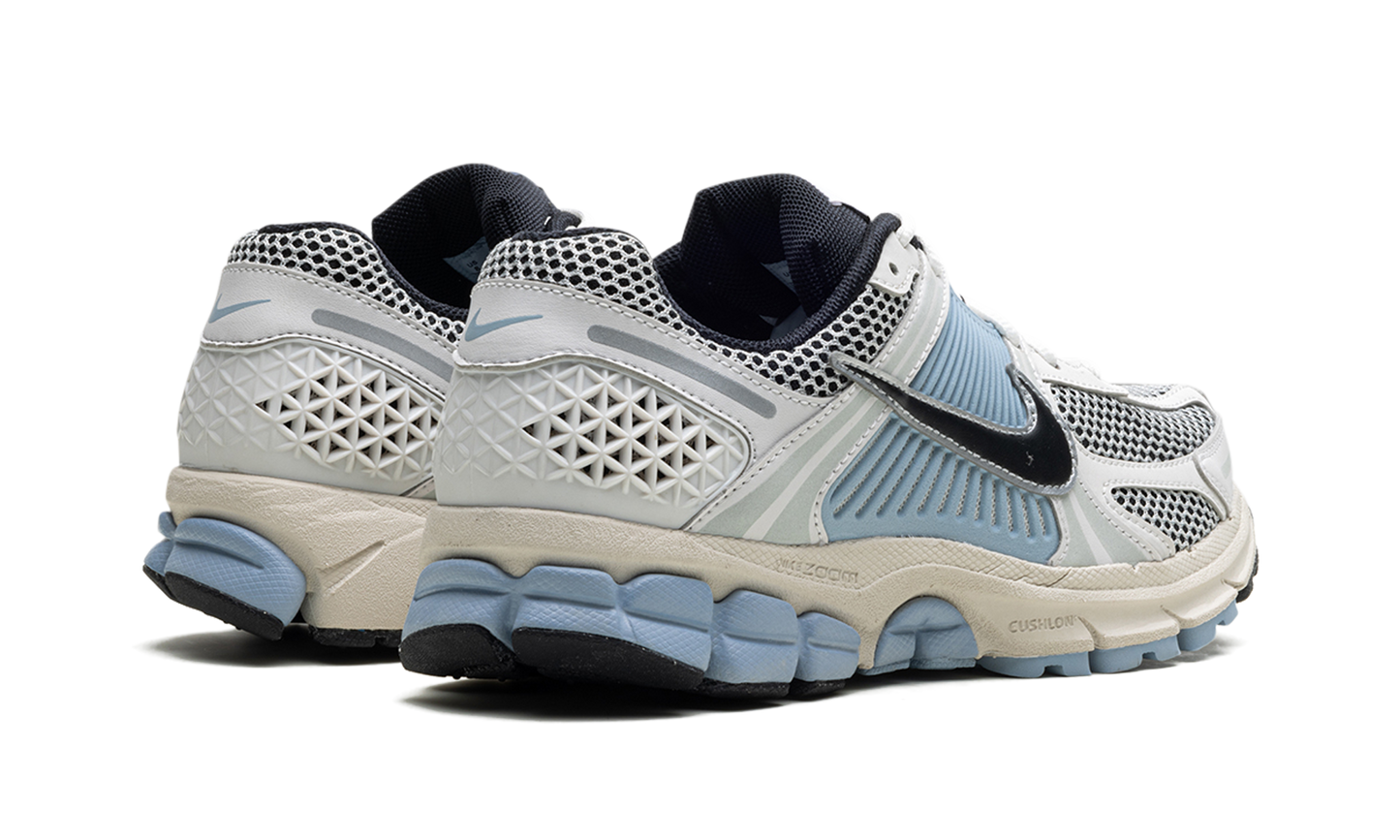 Air Zoom Vomero 5 WMNS "LIGHT ARMORY BLUE"