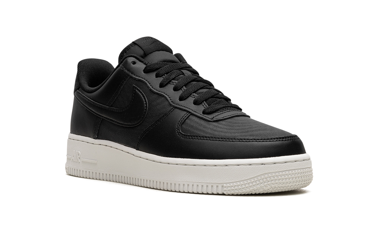 Air Force 1 Low "Black - Nylon"