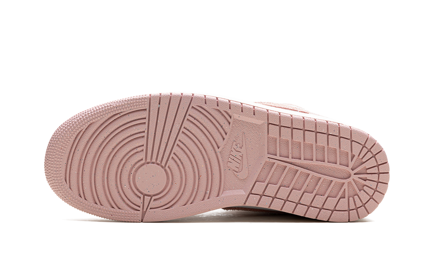 Air Jordan 1 Mid "Legend Pink"