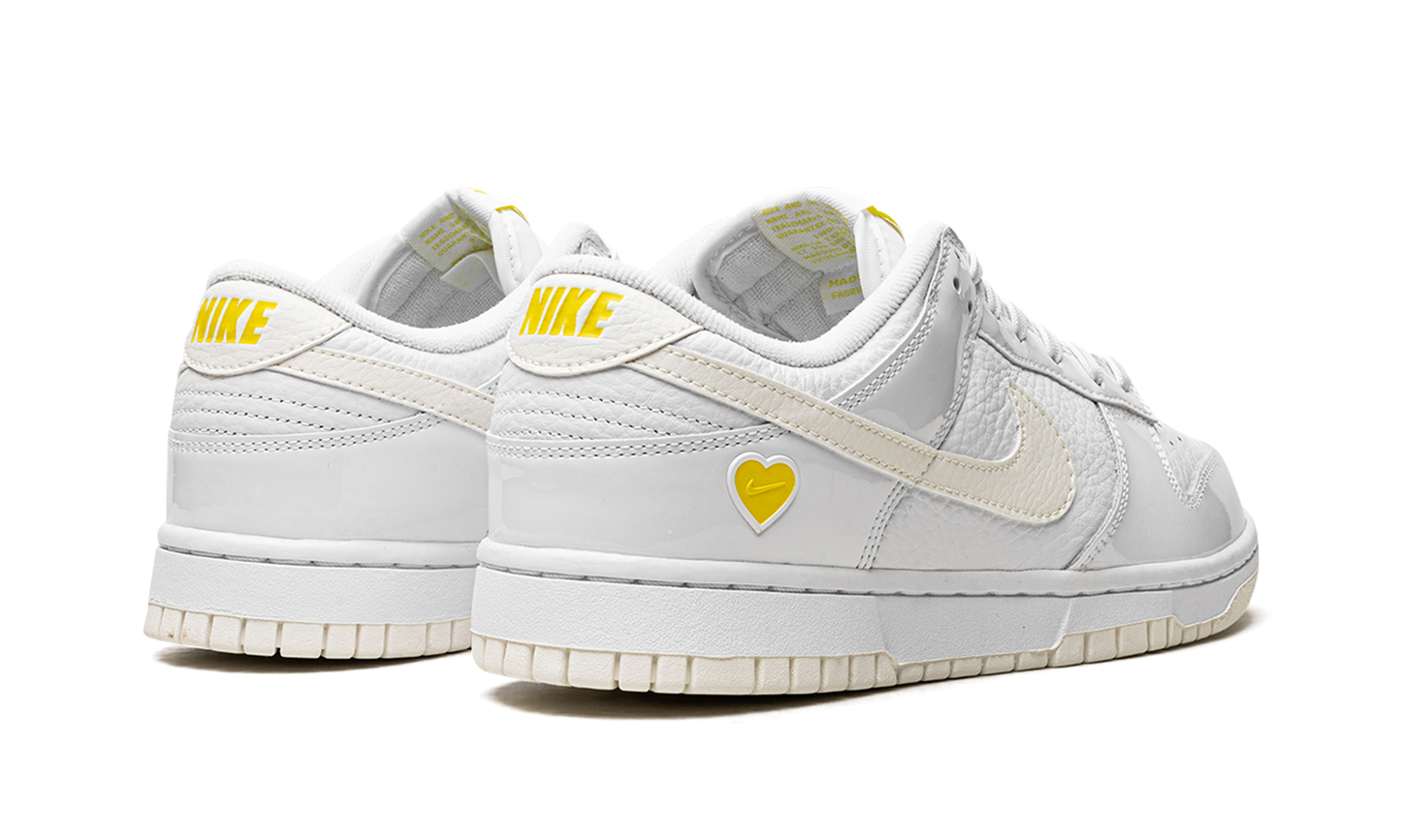 DUNK LO MNS WMNS "Yellow Heart"