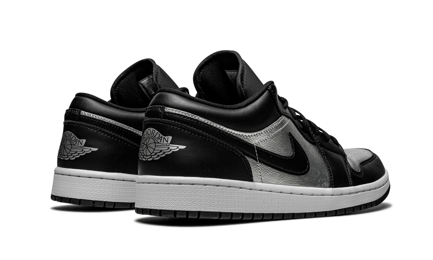 AIR JORDAN 1 LOW SE WMNS "Silver Toe"