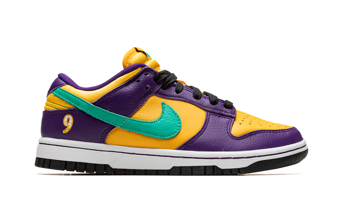 DUNK LOW WMNS "Lisa Leslie"