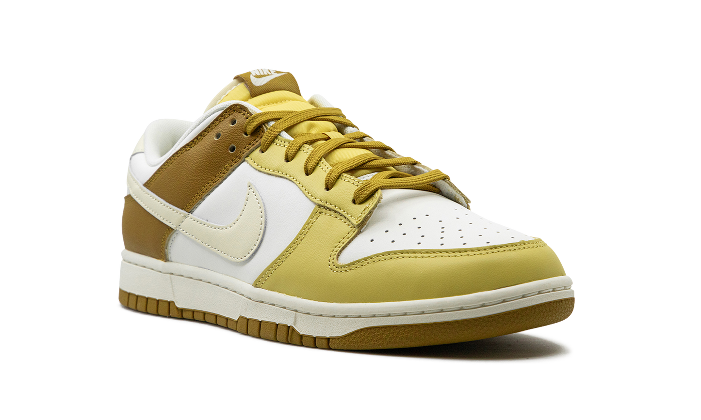 Dunk Low "Bronzine"