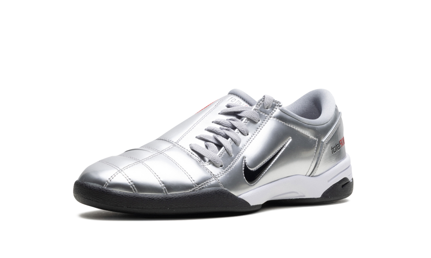 Total 90 III "Metallic Silver"