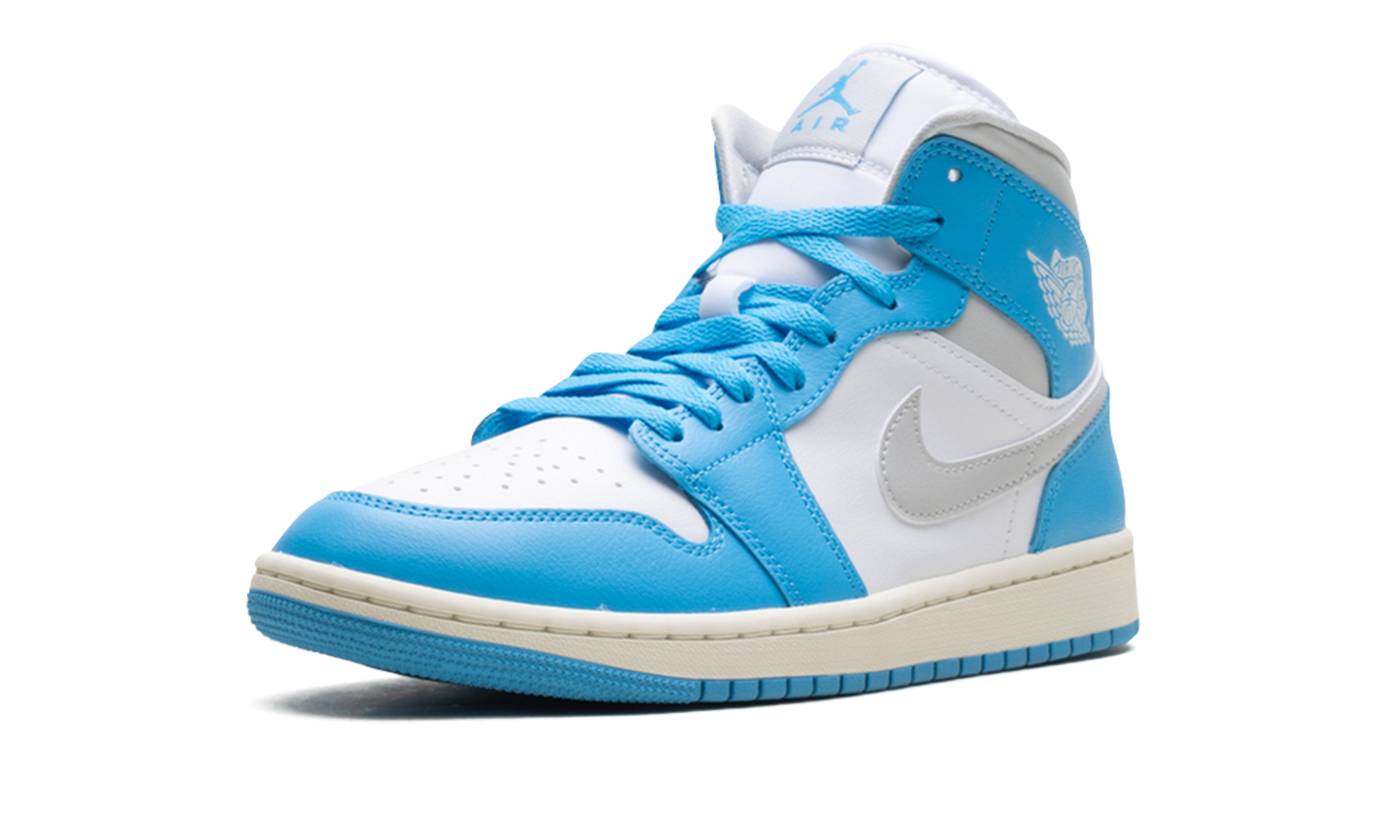 Jordan 1 Mid WMNS "Dark Powder Blue White Sail Neutral Grey"