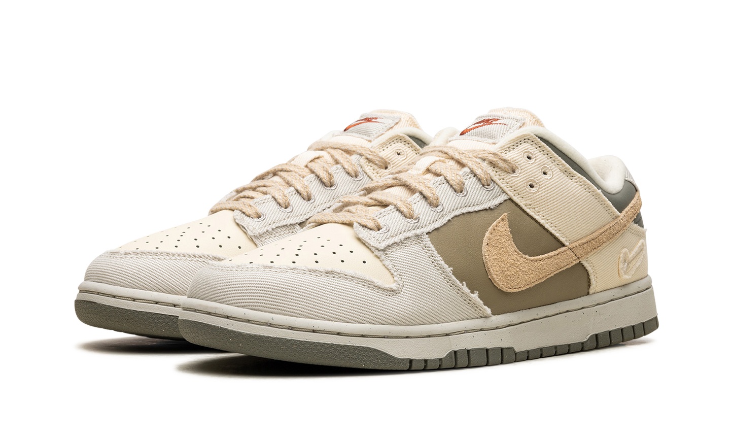 DUNK LOW WMNS "Light Bone Neutral Olive"