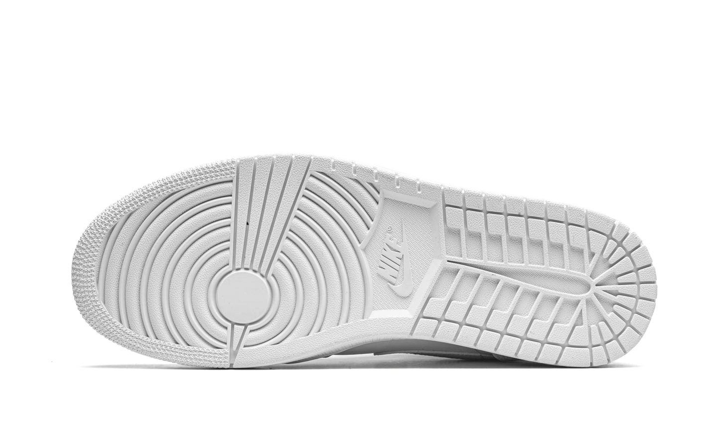 Air Jordan 1 Mid "Triple White"