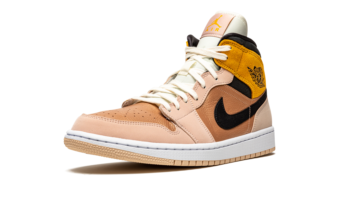 AIR JORDAN 1 MID SE WMNS "Particle Beige"