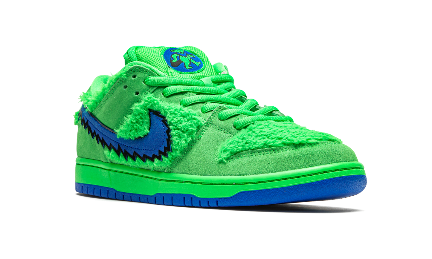 SB Dunk Low "Grateful Dead - Green Bear"