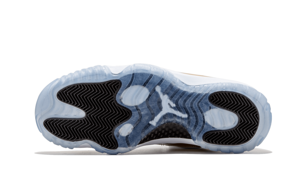 Air Jordan 11 Retro Low "Closing Ceremony"