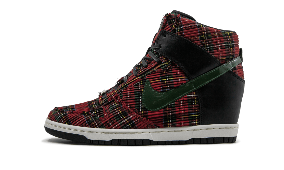 DUNK SKY HI CITY F QS MNS WMNS "Red and Black"