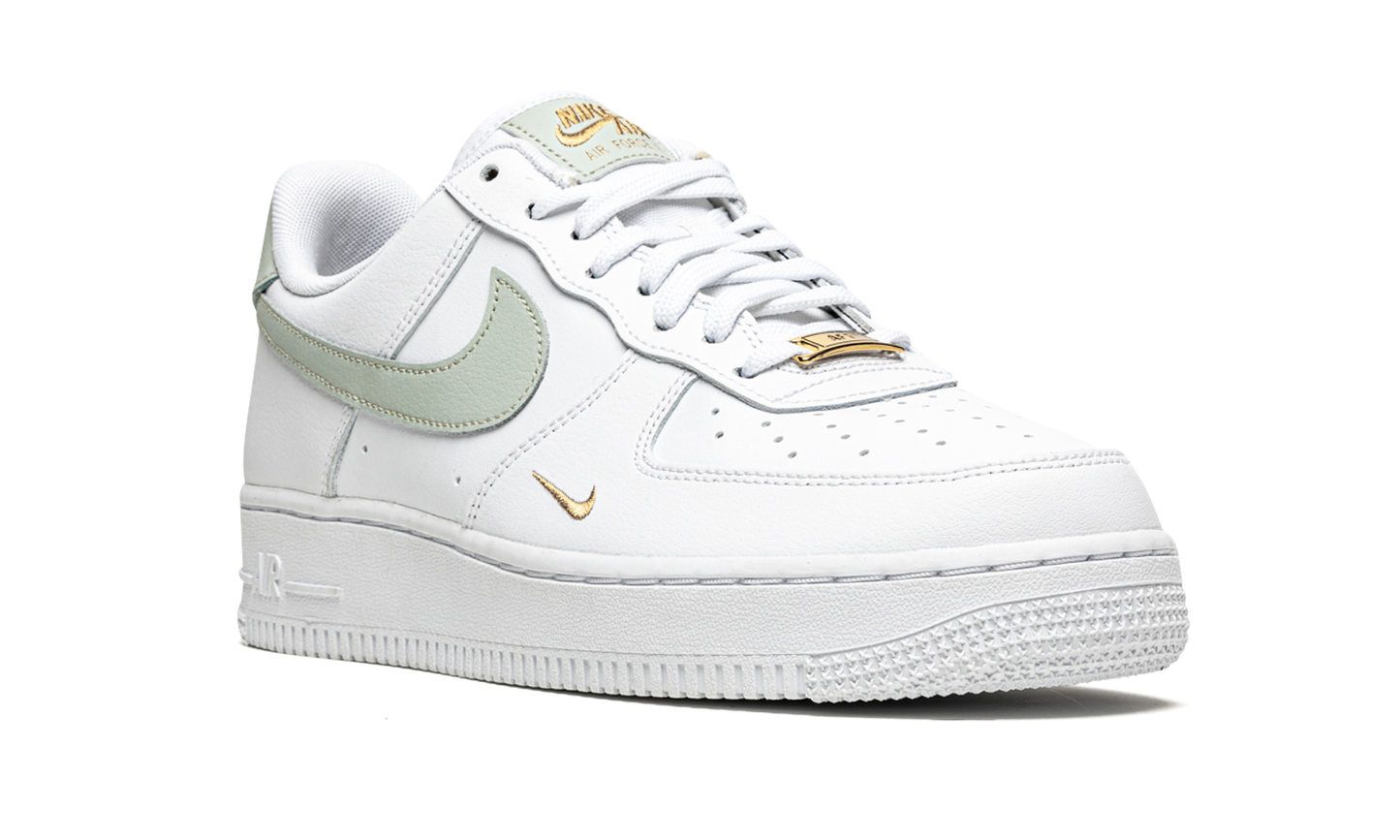 AIR FORCE 1 LO MNS WMNS "White / Grey / Gold"