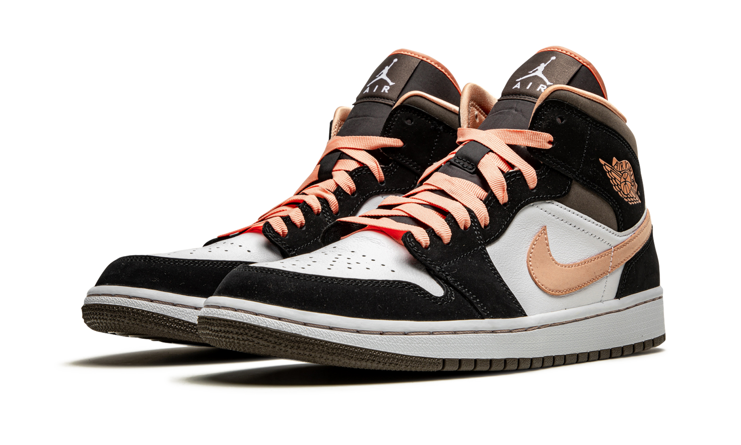 AIR JORDAN 1 MID SE WMNS "Peach Mocha"